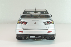 Mitsubishi Lancer Evo X 2008, silver, Viat 1:18