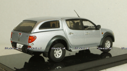 Mitsubishi L200, silver, Vitesse 1:43