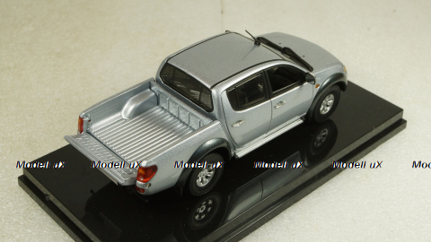 Mitsubishi L200, silver, Vitesse 1:43