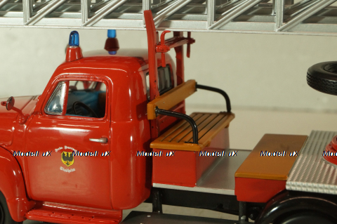 Opel Blitz 1.75t Feuerwehr drehleiter Sinsheim DL18, 439051070, Minichamps 1:43 №2