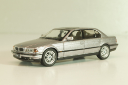 BMW 750iL (E38) 1994, silver metallic, 00792-CH, MiniGT 1:64
