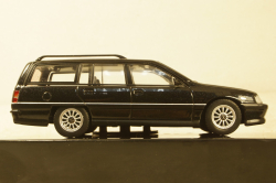 Opel Omega (A2) Caravan 1990 Black, CLC444, IXO 1:43