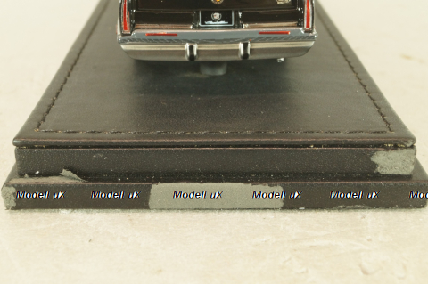 Cadillac Fleetwood 1993, black, VAV 1:43 Уценка!