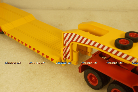 Berliet TB 015 M3 6X4 1960 Yellow, TTR028,IXO 1:43