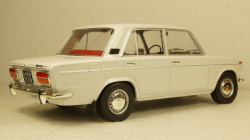 ВАЗ 2103 Жигули LADA 1972, T9-1800263, Triple9 1:18