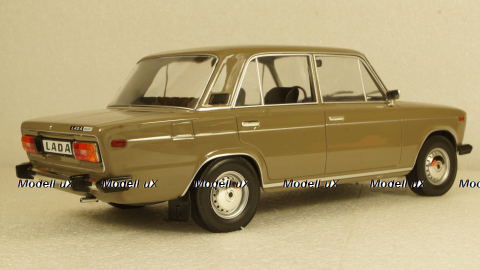 ВАЗ 2106 Жигули LADA 1976, T9-1800249, Triple9 1:18