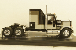 GMC General Truck 1980 Black Silver, TR117,  IXO 1:43 