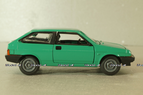 Ваз-2108 Спутник (Жигули), зеленый, январь 1990г.,  Тантал/Радон 1:43 (Новая)
