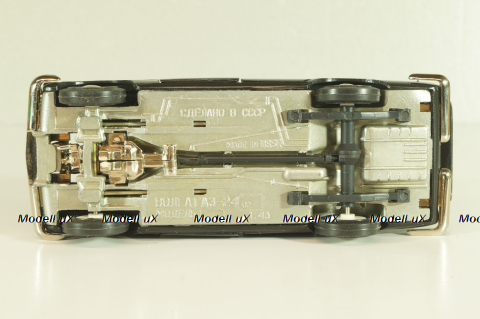 Газ-2402 Волга, черная, апрель 1993г., Тантал/Радон 1:43