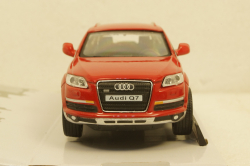 Audi Q7 V8 4.2 FSI 2006, red, Cararama 1:43