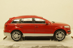 Audi Q7 V8 4.2 FSI 2006, red, Cararama 1:43