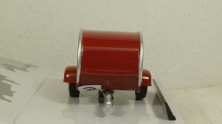 Caravan I burgundy / creamy white, Cararama 1:43