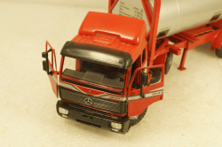 Mercedes 1844 S седельный тягач с контейнеровозом и циcтерной-контейнером, B66000159, NZG 1:43