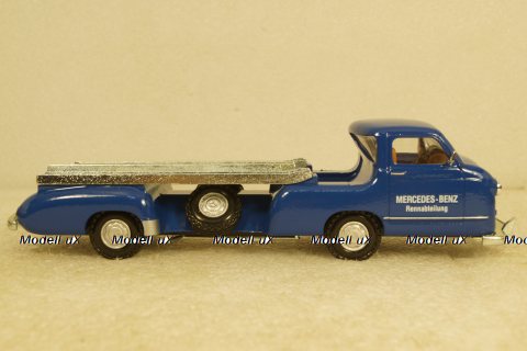 Mercedes Racing Car Transporter 1955, 1034, Conrad 1:43