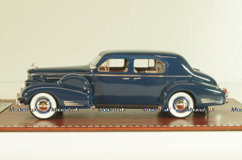 Cadillac V16 Series 90 town sedan 1938, dark blue, GIM004A, GIM 1:43