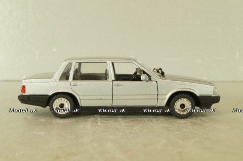 Volvo 760 GLE silver, 05308, Tonka 1:43