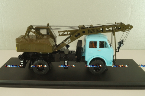 К-67 Автокран на шасси Маз-500 1965, голубой/хаки, SSM1610, SSM 1:43
