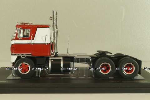 International Transtar COE 1976, red/white, TR219, IXO 1:43