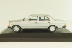 Mercedes-Benz 280 E (W123) 1976, light grey, 032202, Minichamps 1:43 
