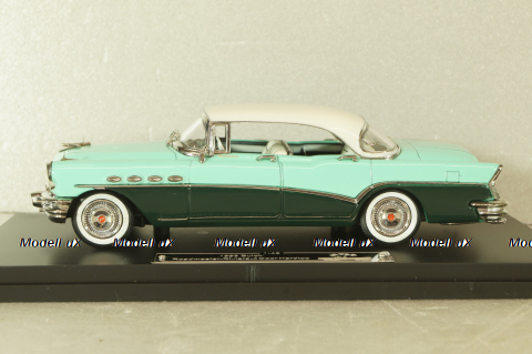 Buick Roadmaster Riviera hardtop, 4 doors, green/white, GFCC 1:43