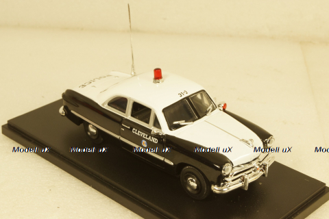 Ford 49 Cleveland Police 1949, 86635, Greenlight 1:43