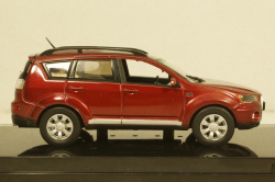 Mitsubishi Outlander  red, Vitesse 1:43