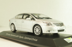 Toyota Avensis (T27) 2009, silver, Minichamps 1:43