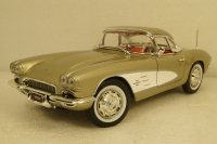 Chevrolet Corvette 1961 silver grey, AMM1151, AutoWorld 1:18