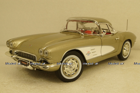 Chevrolet Corvette 1961 silver grey, AMM1151, AutoWorld 1:18