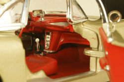 Chevrolet Corvette 1961 silver grey, AMM1151, AutoWorld 1:18