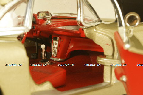 Chevrolet Corvette 1961 silver grey, AMM1151, AutoWorld 1:18