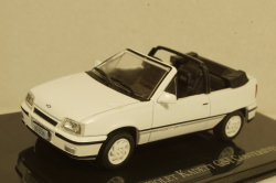 Chevrolet Kadett GSI Conversivel, white 1992, Altaya 1:43