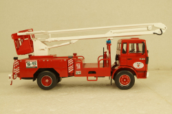 Renault VI JP 11 fire department with rescue basket, Altaya 1:43