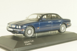 Jaguar XJR (X356) 2003, blue, 09100, Vangards 1:43