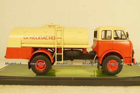 ТЗ-500 на шасси Маз-500 с поворотным мостом, TruckTyr 1:43