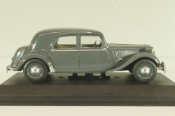 Citroen Traction 15 Six 1938, grey, 2147102, Atlas 1:43