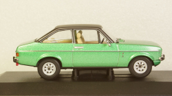 Ford Escort MkII 1.3 Ghia met.green/mattblack, Vanguards 1:43