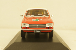 Peugeot 504 Pick Up Pumper Nic 1982 red/white, Altaya 1:43