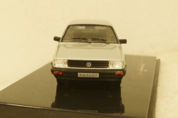 Volkswagen Passat B2 1985 silver, CLC425N, IXO 1:43