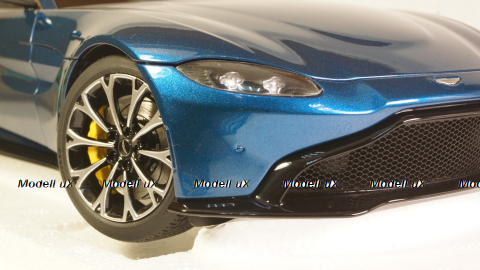 Aston Martin Vantage 2019, 70278, Auto Art 1:18