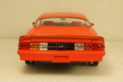 Chevrolet Camaro Z28 1981 light red/black, Greenlight 1:18