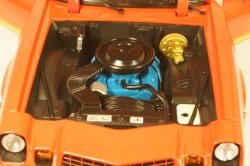 Chevrolet Camaro Z28 1981 light red/black, Greenlight 1:18