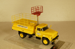 Зил-130 АС-157, Автомобиль для обслуживания самолетов, Аэропорт  1986 г., 113027, DiP Models 1:43 Уценка!