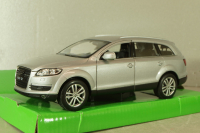 Audi Q7 2005, white, WEL22481SILVER, Welly 1:24