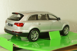 Audi Q7 2005, white, WEL22481SILVER, Welly 1:24