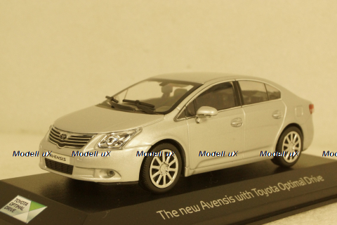 Toyota Avensis T27 Limousine silver 2009, 403166903, Minichamps 1:43
