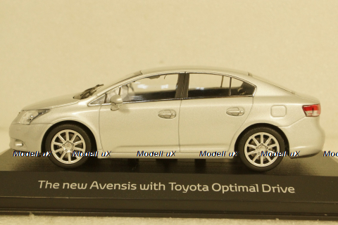 Toyota Avensis T27 Limousine silver 2009, 403166903, Minichamps 1:43