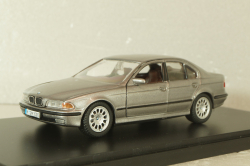 BMW 525i sedan (E39) 1995, grey, 80429419980,Schabak 1:43