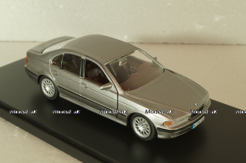 BMW 525i sedan (E39) 1995, grey, 80429419980,Schabak 1:43