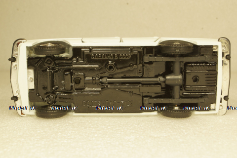 Газ-3102 Волга, С днем свадьбы, Агат 1:43
